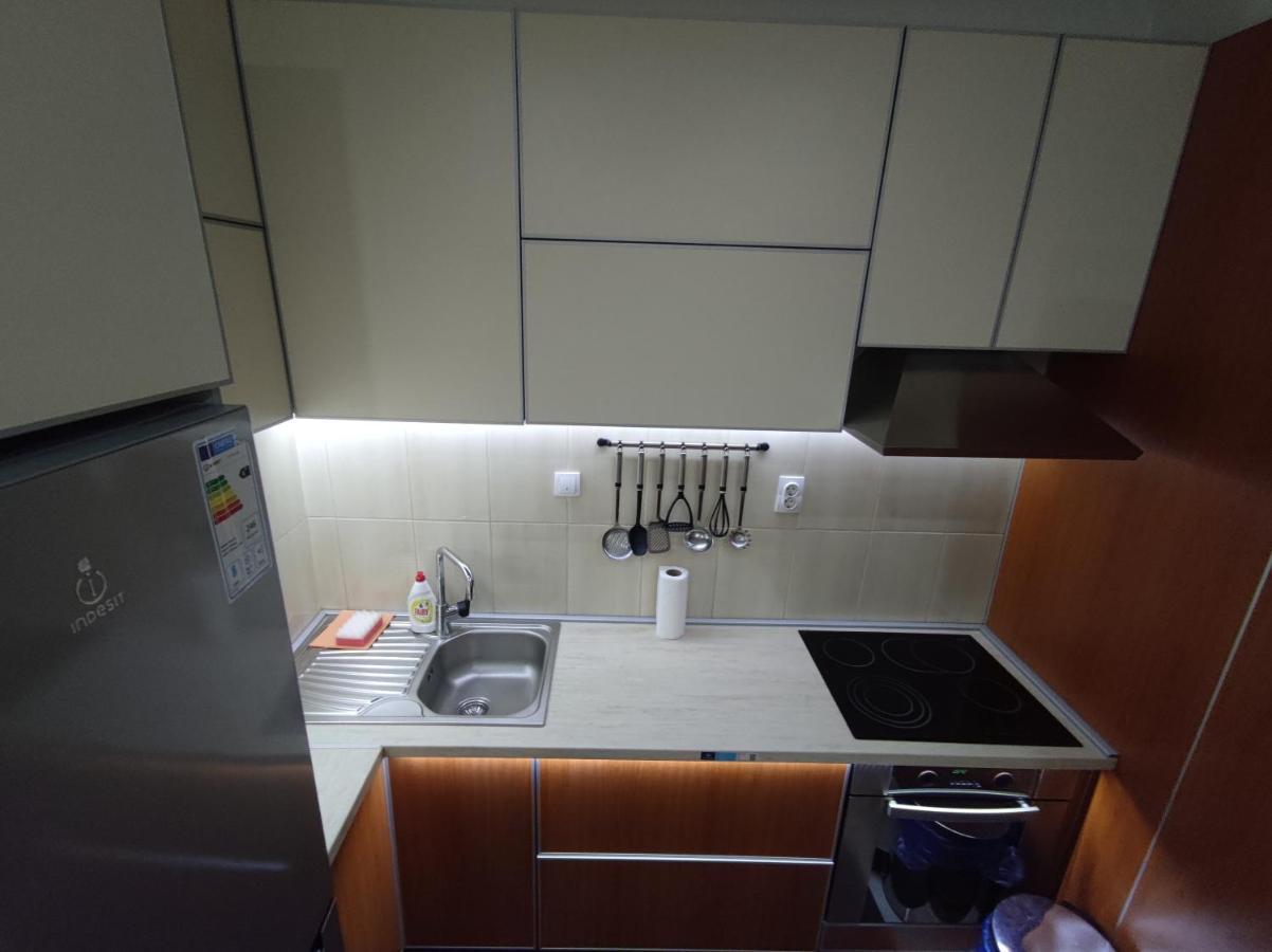 Nis Apartment Extérieur photo